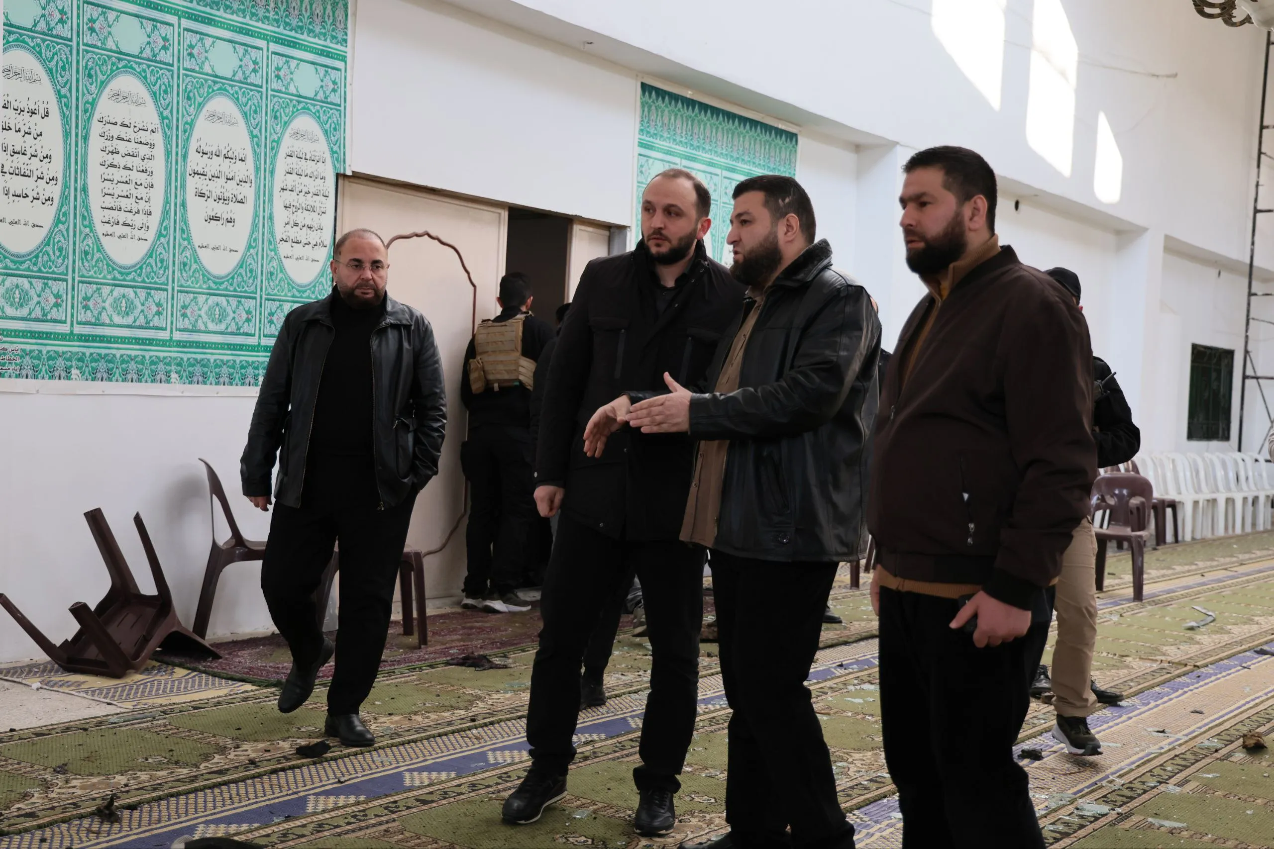 الخارجية السورية تدين التفجير الإرهابي في مسجد بحمص وتؤكد مواصلة مكافحة الإرهاب