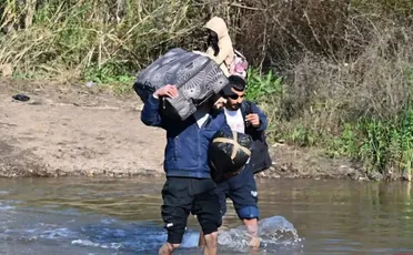 حالات غرق إثر إجبار الجيش اللبناني عائلات سورية على عبور نهر حدودي