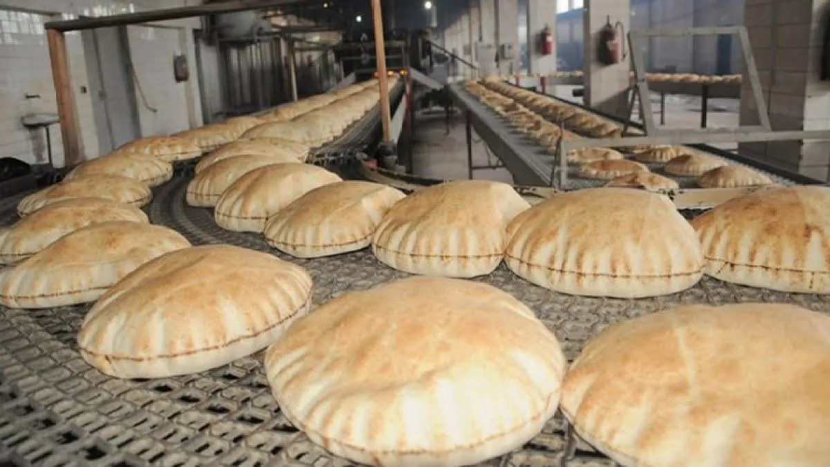 مديرية التجارة الداخلية في ديرالزور تعلن تخفيض سعر ربطة الخبز