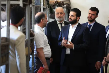 "العبث بالأمن سيواجه بحزم".. وزير الداخلية يوجّه تحذيراً أخيراً لفلول النظام البائد