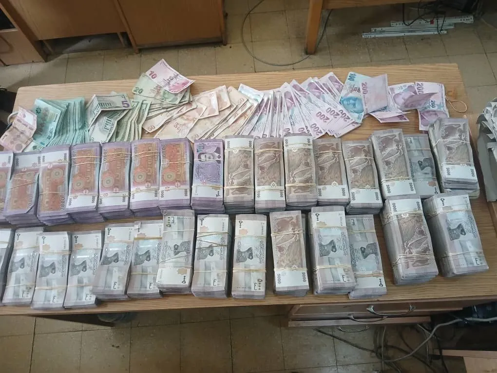 المصرف المركزي ينفذ حملة تفتيشية ويضبط عملات مزورة بدمشق