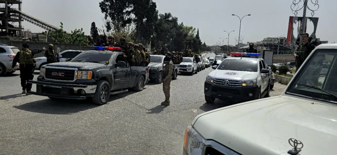 مع خروج رتل جديد.. الأمن العام يستكمل تطبيق الاتفاق مع "قسد" في حلب