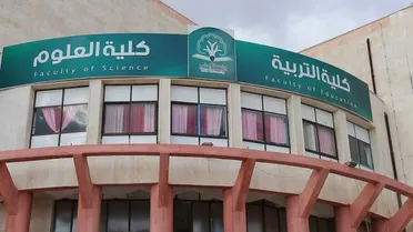 رحلة كرامة في زمن النار: شهادة طالبة من إدلب على مقاعد الخطر
