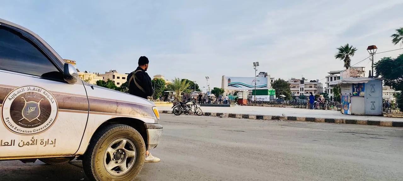 مديرية الأمن في درعا تُطلق خطة شاملة لتأمين الطريق الدولي بعد تصاعد عمليات النهب