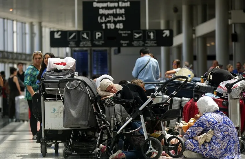 قرار جديد في مطار بيروت: قيود مشددة على عبور السوريين إلى بلادهم