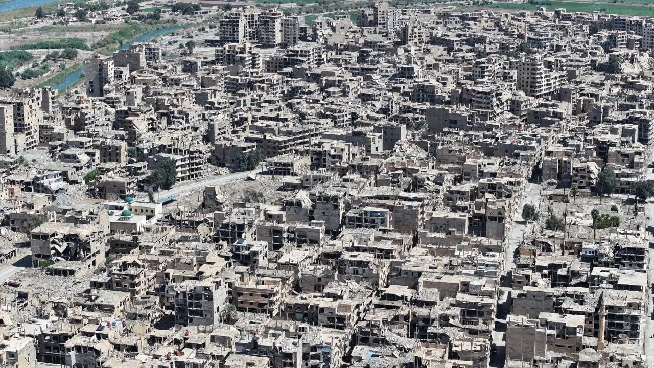 في دير الزور.. العائدون من النزوح يصطدمون بواقع سكني مرير