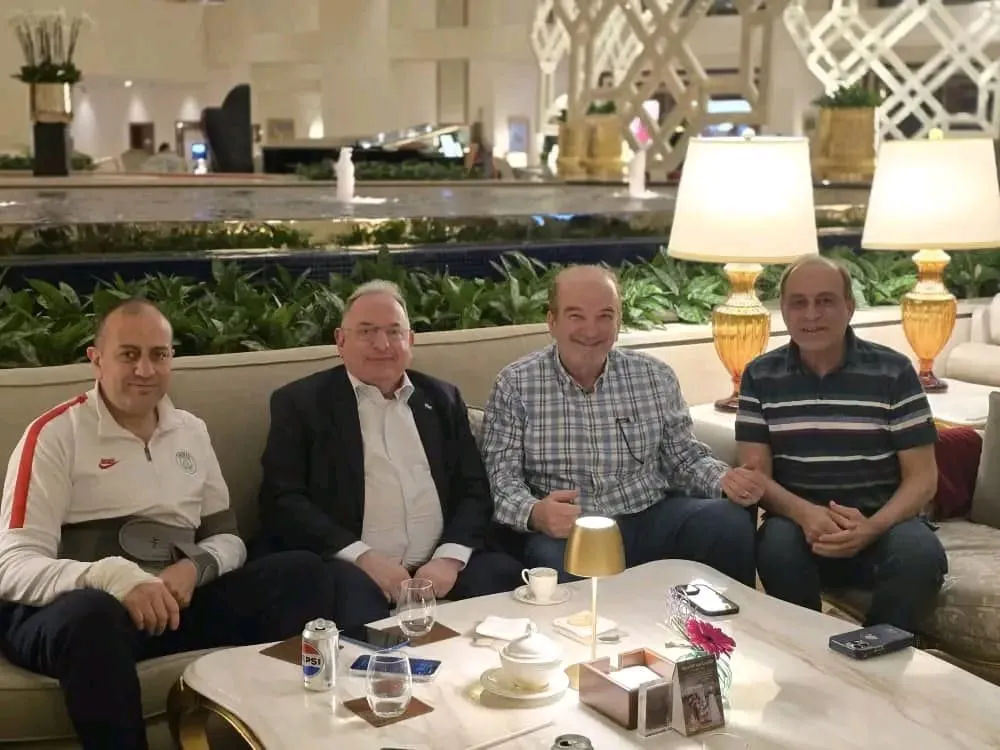 وزارة الرياضة والشباب تبحث تخصيص الأندية في هيكليتها الجديدة