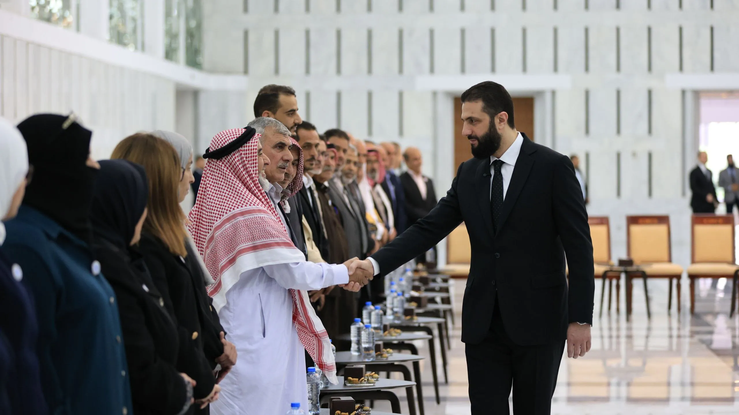 الشرع يؤكد استمرار مفاوضات غير مباشرة لوقف الاعتداءات الإسرائيلية عبر وسطاء دوليين