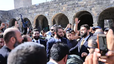 الإعلام الرسمي ينفي مزاعم محاولة اغتيال الرئيس الشرع في درعا