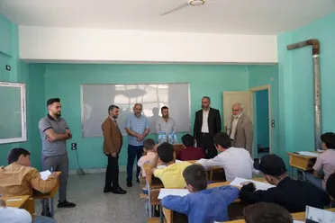 وزارة التربية تطمئن معلمي إدلب: لا تغيير على الرواتب وصرفها بالدولار مستمر خلال الصيف