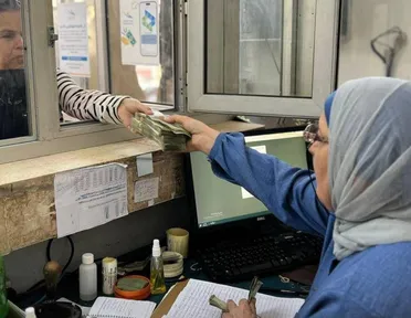 التربية السورية تُشدد على انتظام رواتب المعلمين: لا تأخير تحت طائلة المساءلة
