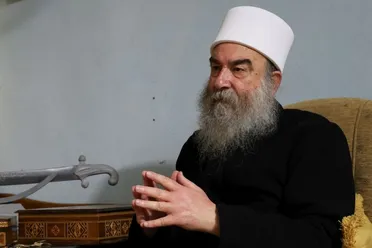 بتوجيهات من "الهجري" تشكيل لجان قانونية وإنسانية في السويداء