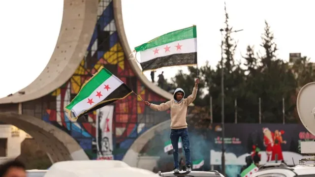 دمشق تنفي تقرير رويترز عن "تسويات مشبوهة" مع رجال أعمال من حقبة الأسد وتؤكد: لا حصانة للمتورطين