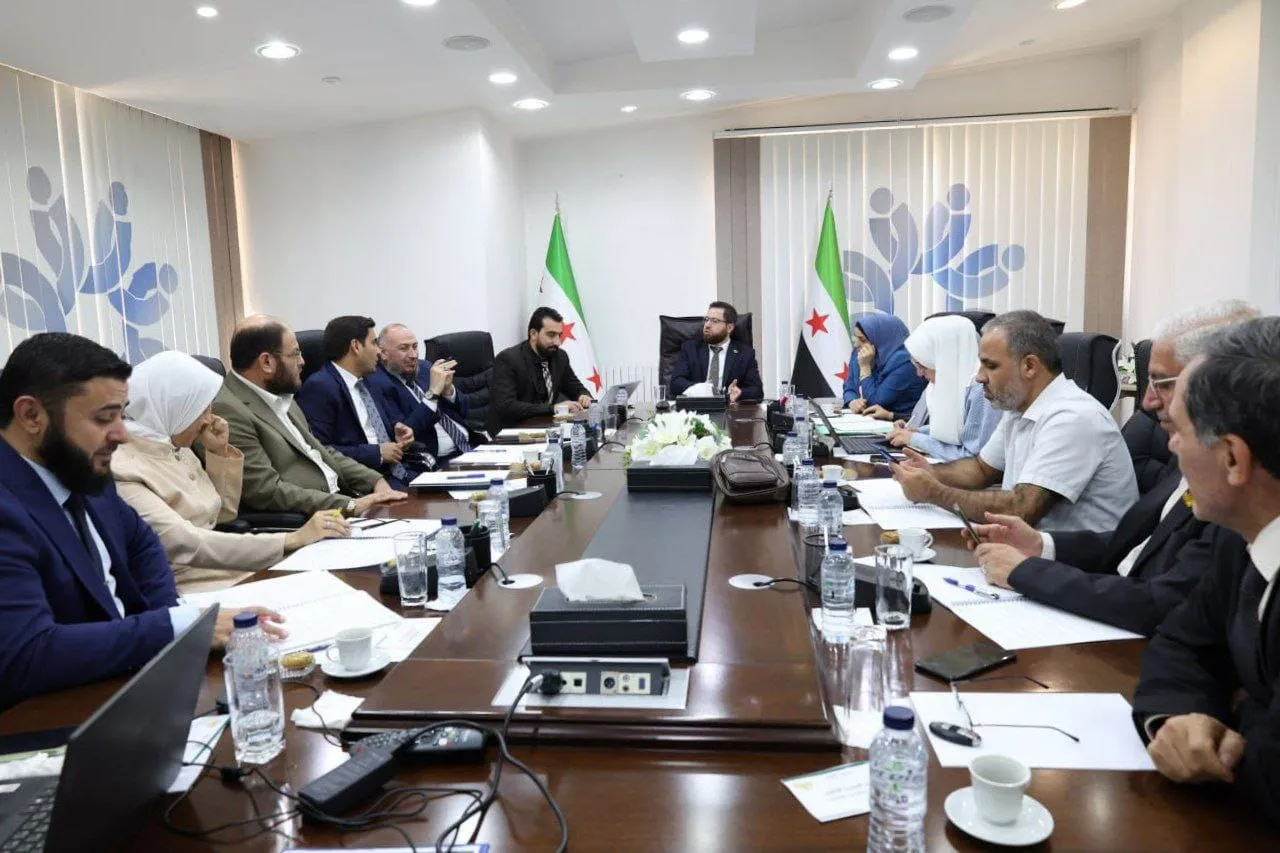 وزارة التنمية الإدارية تناقش الالتزامات والمحظورات في قانون الخدمة المدنية