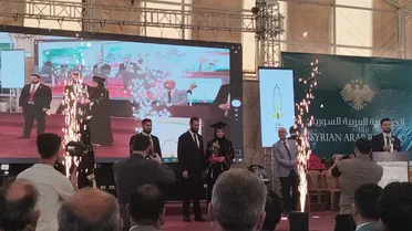 الرئيس "الشرع" يُشارك بحفل تخرج طلاب جامعة إدلب وزوجته بين الخريجين