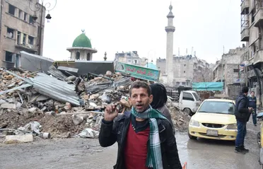 ظلام لا ينتهي ووعود لا تتحقق: حيّ منسي داخل حلب ينتظر عودة الكهرباء