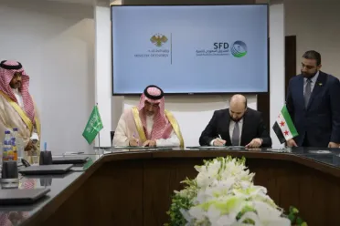 سوريا والسعودية توقعان مذكرة تفاهم لمنح دمشق 1.65 مليون برميل نفط خام