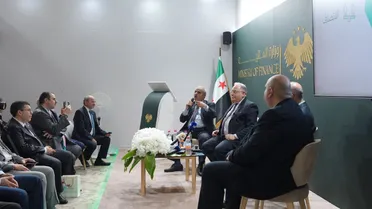 وزير المالية يشارك في افتتاح معرض "خان الحرير موتكس" ويعد بحوافز للتصدير
