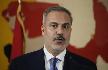 أنقرة تحذر من الخطر الإسرائيلي وتعلن انفتاحاً على دمشق: رؤية تركية جديدة للأمن الإقليمي