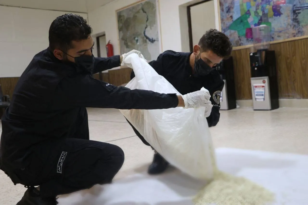 مكافحة المخدرات تضبط 100 ألف حبة في حلب وتوقف شبكة مروّجة