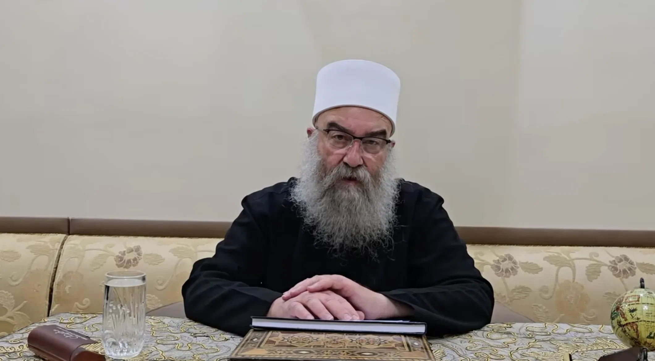 ميلشيات الهجري تسرق الطحين والمحروقات وترفع سعر الخبز في السويداء