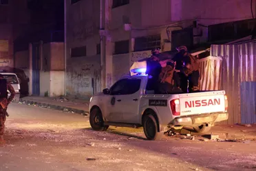 الأمن الداخلي ينفذ حملة في مخيم النيرب ويعتقل تجار مخدرات مرتبطين بالنظام البائد