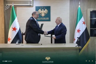 وزارة الاقتصاد والآغا خان توقعان مذكرة لتعزيز الصناعة وتطوير البنى التحتية