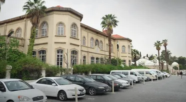 وزارة السياحة تطلق برنامج "نرتقي من الأساس" لتطوير فنادق النجمة والنجمتين