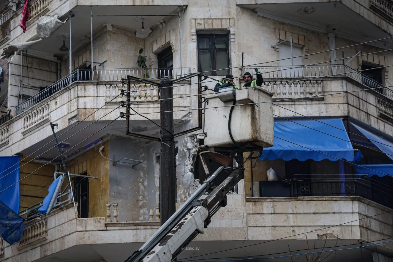 مشروع عاجل لإعادة الكهرباء إلى الأشرفية والشيخ مقصود بحلب