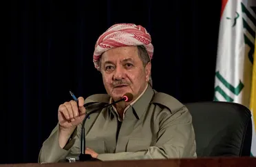 "بارزاني" يُدين استهداف اللاجئين السوريين: تصرف غير مشروع ويتعارض مع قيم كردستان