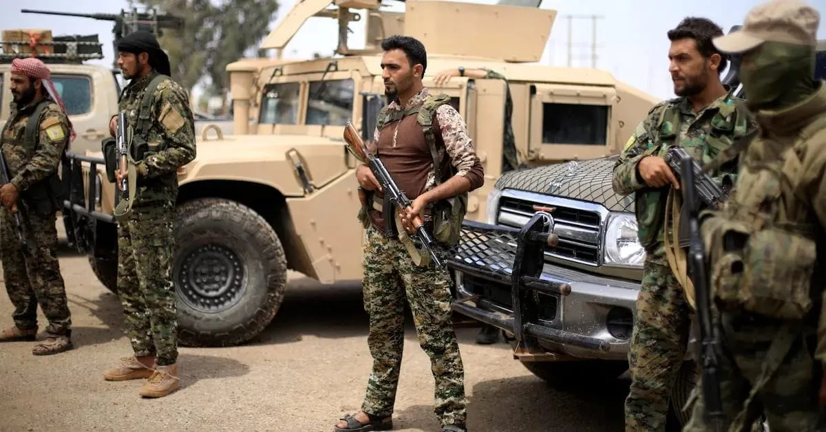 إغلاق أسواق واعتقالات وتحركات عسكرية… "قسد" تضيق الخناق على شمال وشرق سوريا