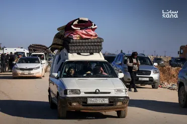 خروج مدنيين من مناطق قسد عبر طرق خطرة