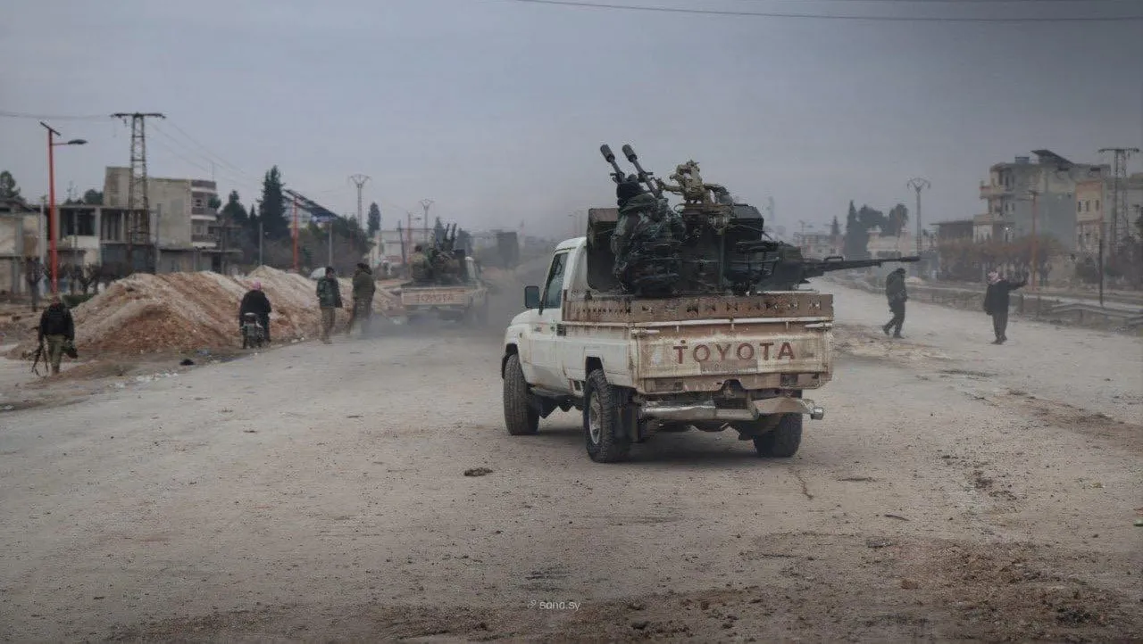 الجيش السوري يعلن السيطرة الكاملة على دير حافر ومسكنة ويتجه نحو دبسي عفنان