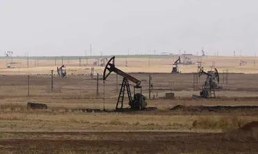 السورية للبترول: مجمع الثورة النفطي تحت السيطرة الكاملة بعد تحرير دير حافر وريف الرقة