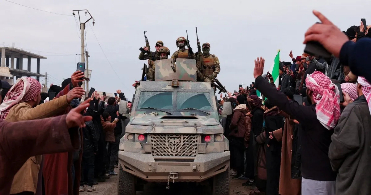 الجيش : تعزيزات لـ  "قسد" من "PKK" إلى الحسكة وتحذير من استمرار الاستفزازات