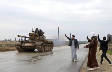 وزارة الدفاع تمدّد وقف إطلاق النار مع "قسد" لـ 15 يوماً وتعلن فتح ممرات إنسانية