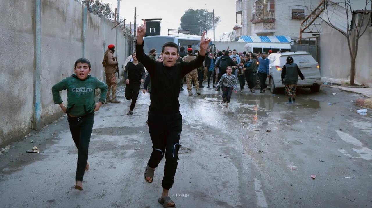 صور صادمة من سجن الأقطان تكشف انتهاكات "قسد" بحق الأطفال في الرقة