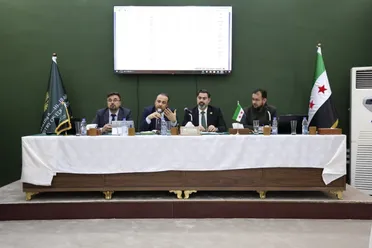 وزير التربية يبحث تقييم الفصل الأول والاستعداد لانطلاق الفصل الدراسي الثاني