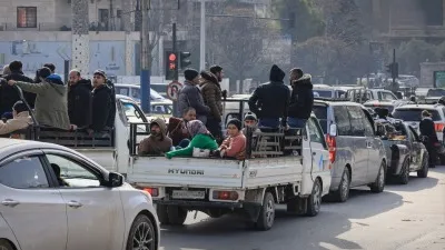 مواقع نزوح مكتظة وأوضاع معيشية صعبة: واقع النازحين من حلب والرقة والحسكة