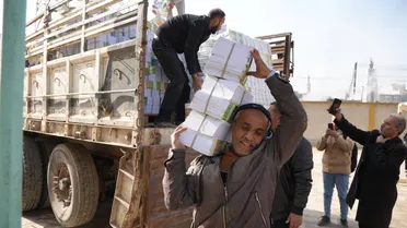 محافظ الرقة: التعليم أولوية و118 ألف كتاب تصل قبل استئناف الدوام