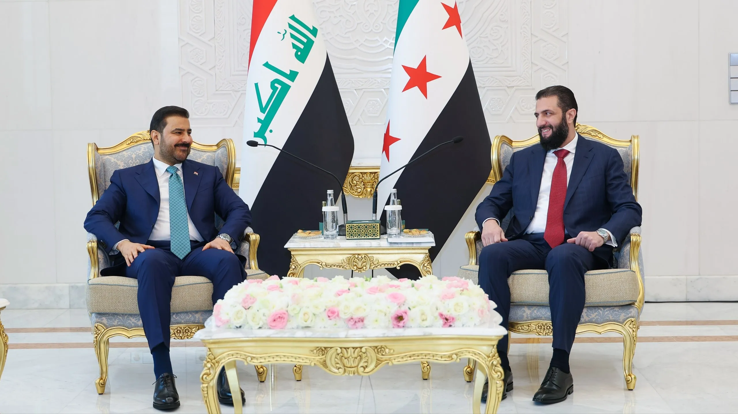 الشرع والزيدي يبحثان في دمشق تعزيز التعاون الأمني والاقتصادي وإعادة تصدير النفط العراقي