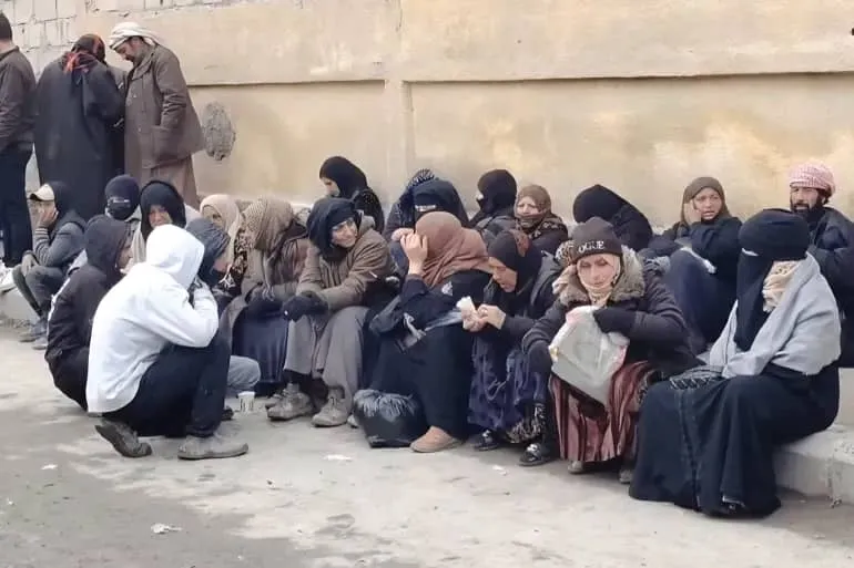 لقاء أم بابنها بعد خروجه من سجن الأقطان يذكّر الأمهات السوريّات بوجع اختفاء أبنائهن قسرياً 