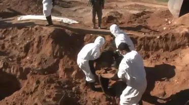 العثور على مقبرة جماعية