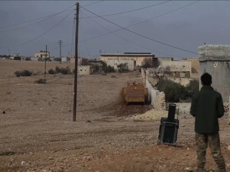 شهداء من الجيش بانفجار لغم من مخلفات "قسد" بريف عين العرب