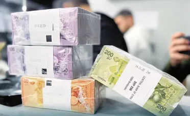 حاكم مصرف سوريا المركزي: الثقة في القطاع المالي أساس الاستقرار الاقتصادي