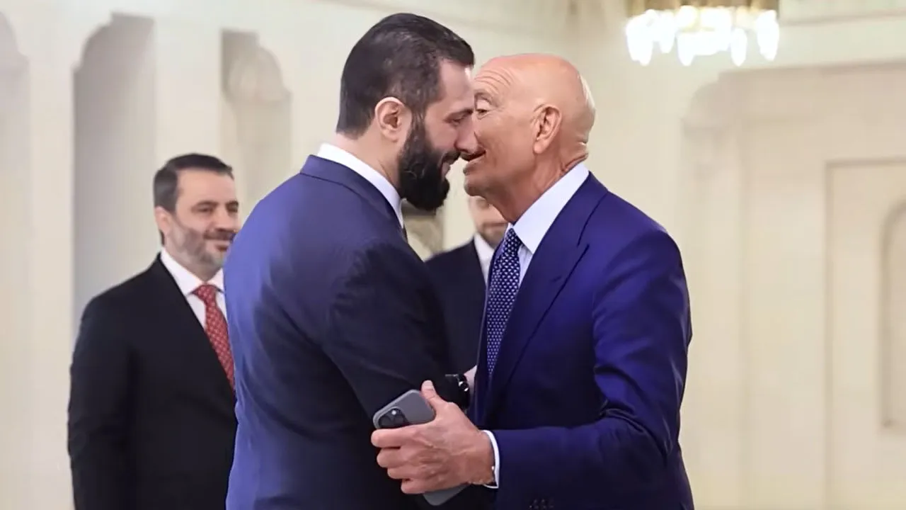 توماس باراك والرئيس السوري أحمد الشرع 