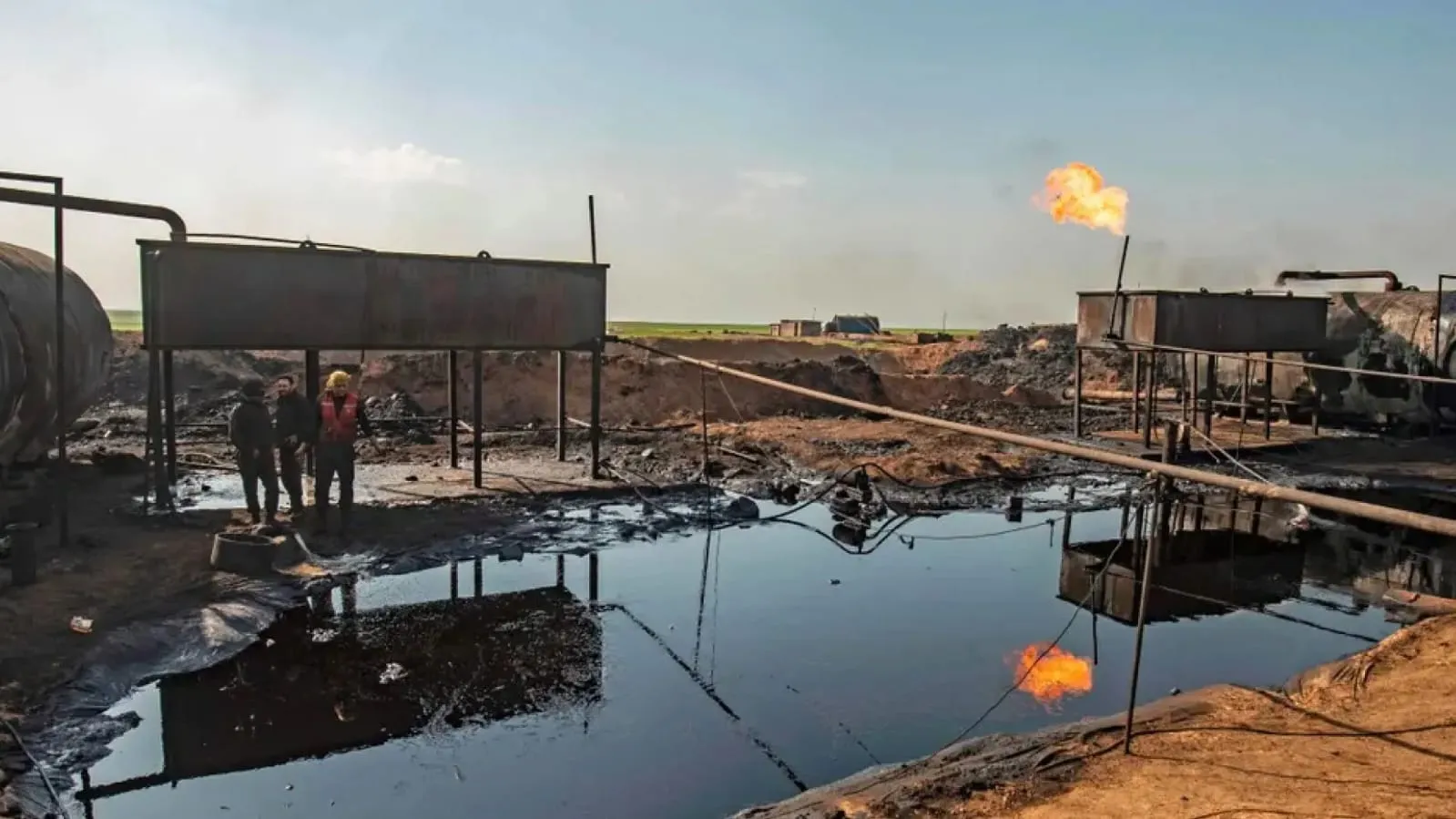 وزير الطاقة يعلن إنهاء عمل الحراقات في دير الزور وتنظيم قطاع المشتقات النفطية