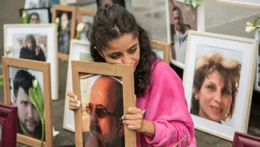 رابطة عائلات قيصر ترفض تحويل قضية المعتقلين إلى مادة درامية