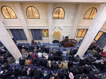 إدلب تعيد ترميم مساجدها بعد سنوات الدمار والنزوح