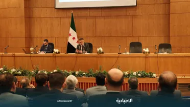وزير الإدارة المحلية يستعرض رؤية الوزارة وخططها لعام 2026 في ورشة عمل بدمشق